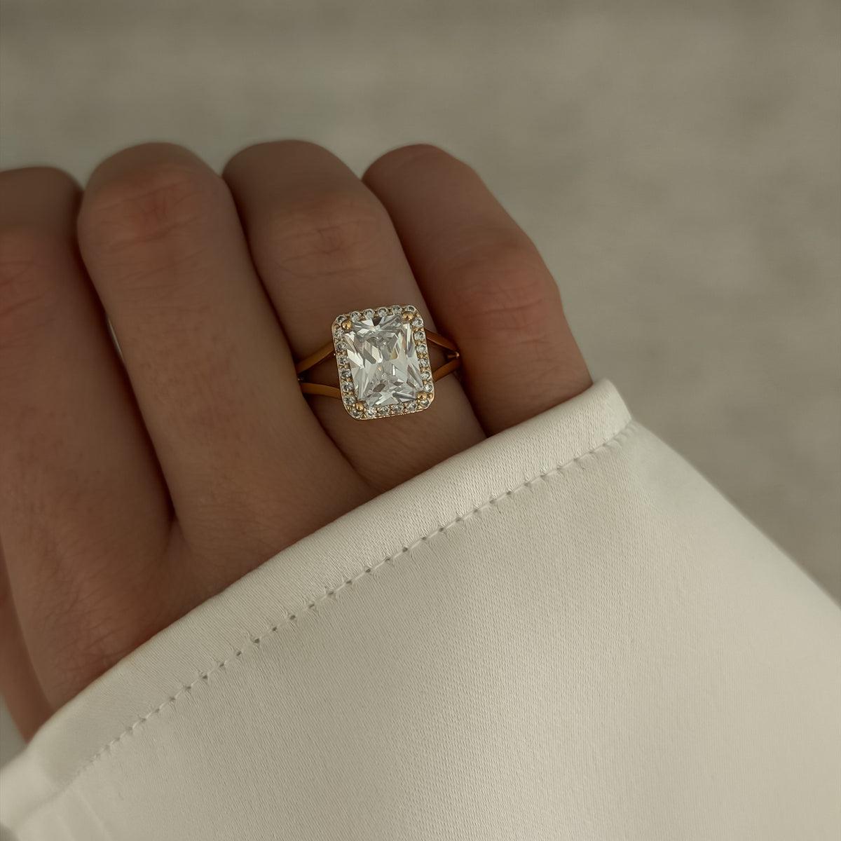 Empress Ring