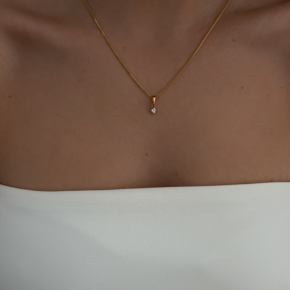 Tiny Sparkle Necklace