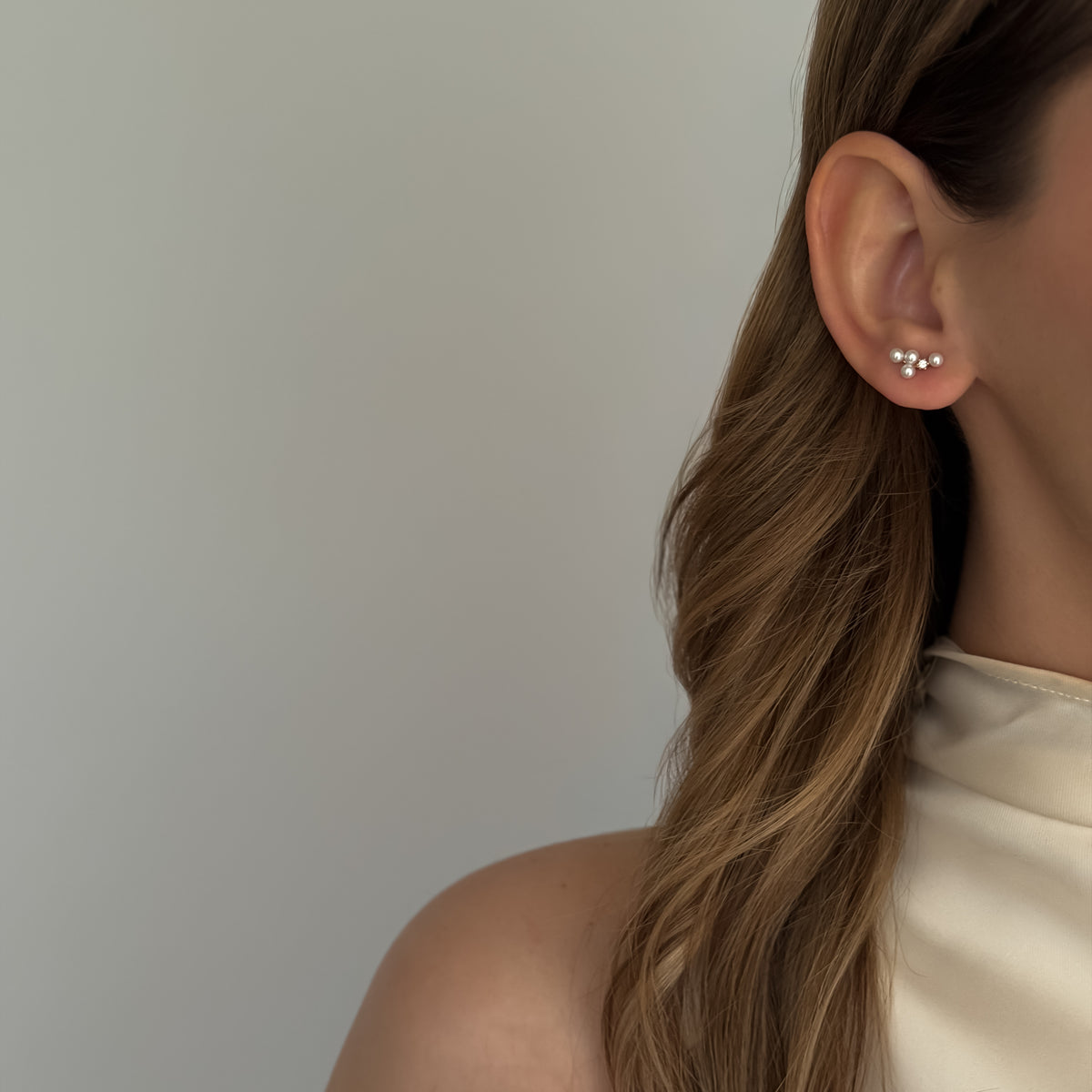 Pearl Arc Studs