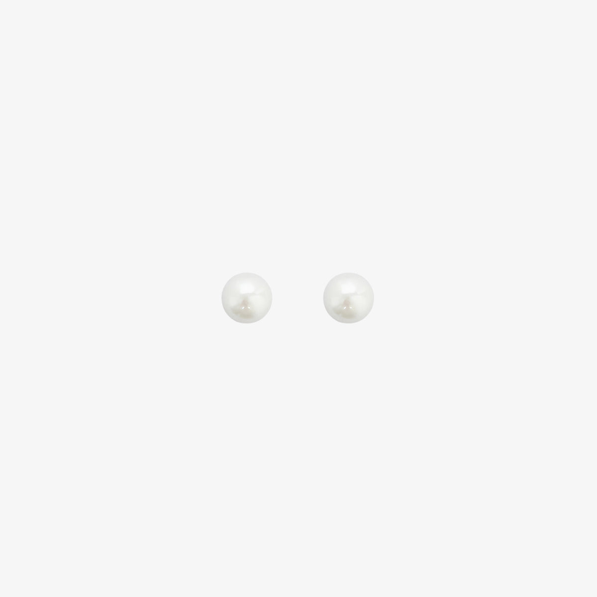 Pearl Studs