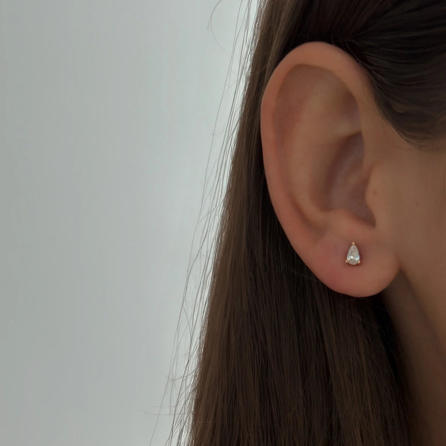 Brilliance Studs