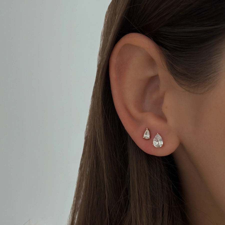 Brilliance Studs