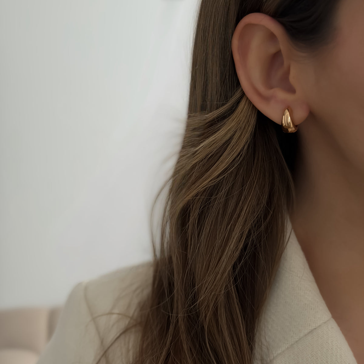 Bold Sharon Hoops