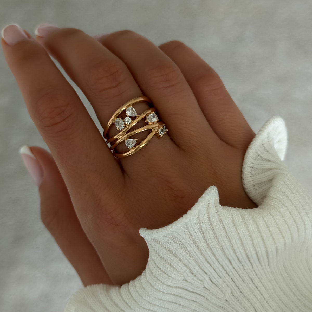 Coraline Diamonds Ring