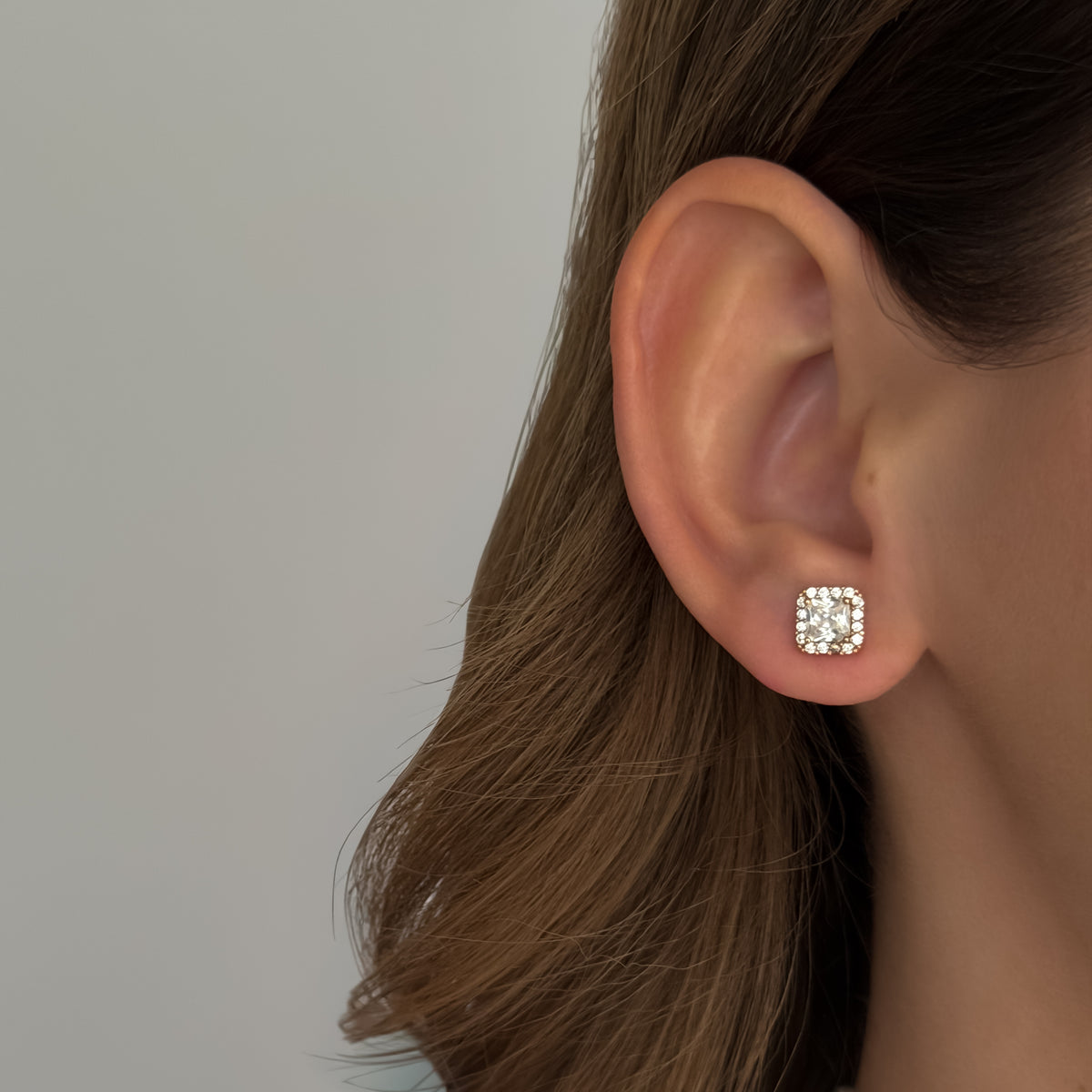 Royale Carat Studs