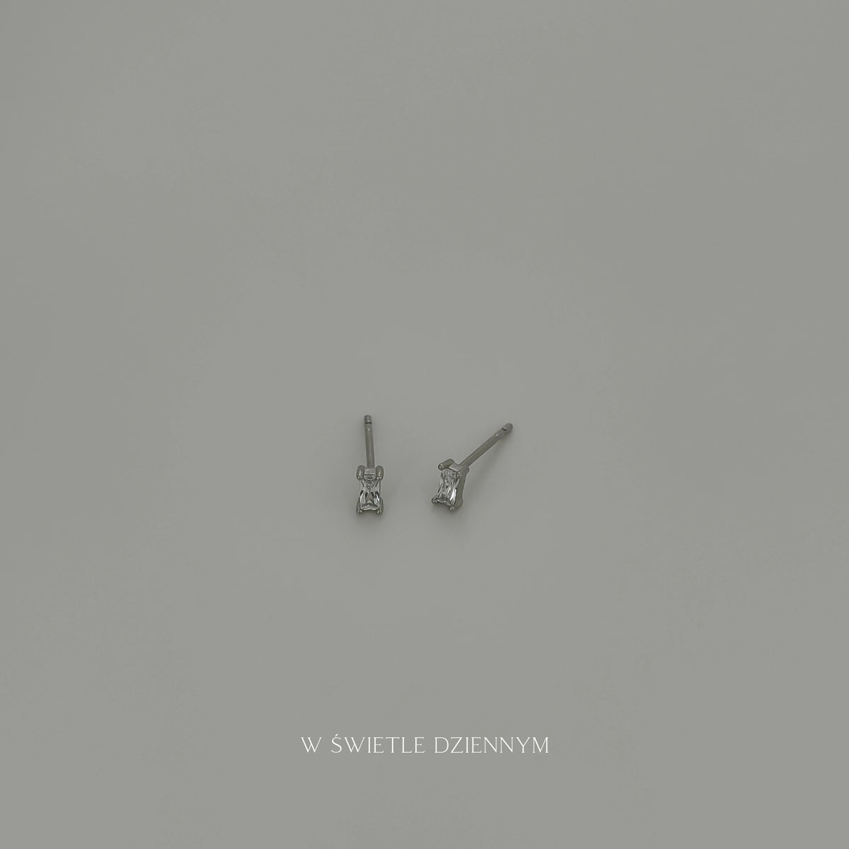 Carre Studs [Silver]